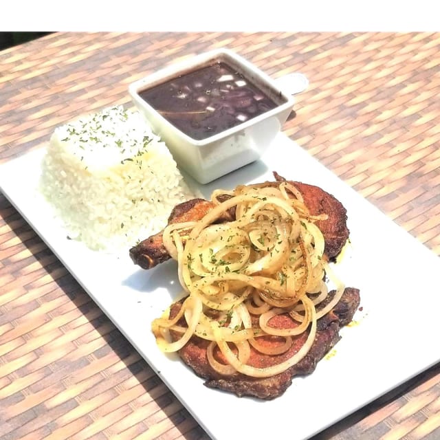 Chuletas De Puerco.