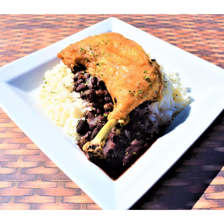 Savor Our Lunch Menu